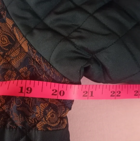 Vintage La Cera Quilted Embroidered Floral Button Up Boho Eclectic Grandpa Coat